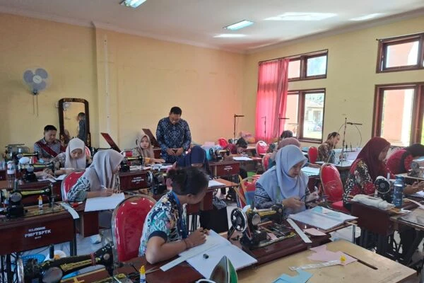 Optimalkan Pelayanan dan Tingkatkan SDM, Diskerperin Jembrana Tancap Gas di Berbagai Lini