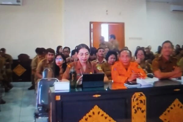 Akselerasi Pelayanan dan Penguatan Ekonomi: Agenda Padat Diskerperinkop Jembrana Hari Ini