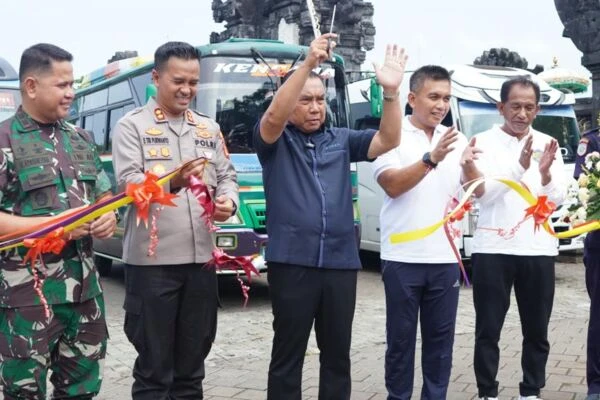 Realisasikan Janji Kampanye, Tamba-Ipat Luncurkan Trans Bahagia Transportasi Gratis Anak Sekolah