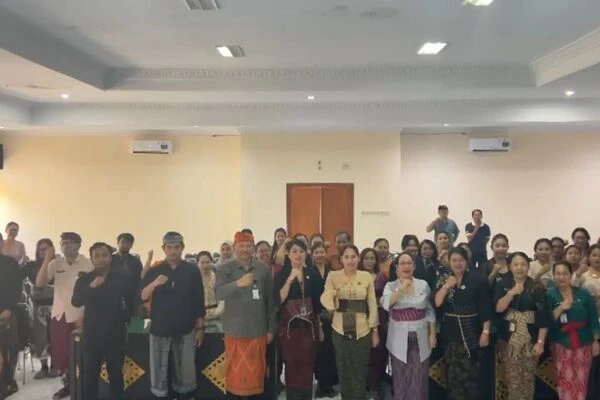 Sinergi Pembangunan Daerah: Disnakerperin Jembrana Hadiri Rapat Dekranasda dan Tinjau Kesiapan BLK